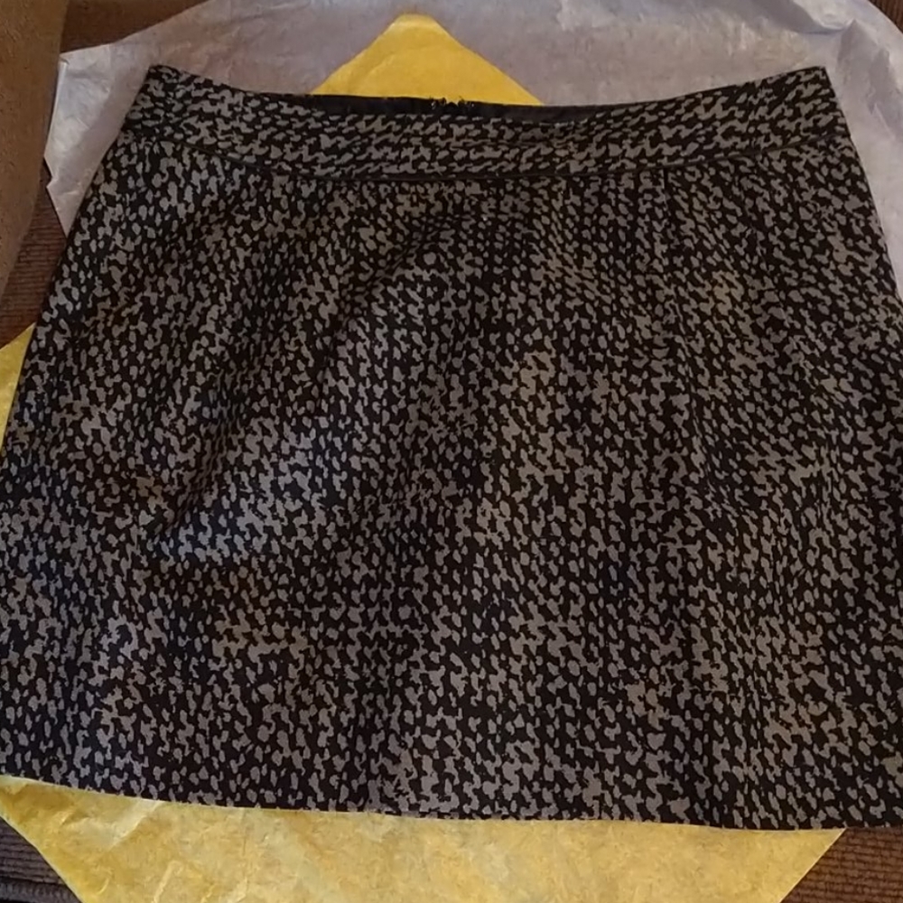 Gap Hounds Tooth Print Skirt